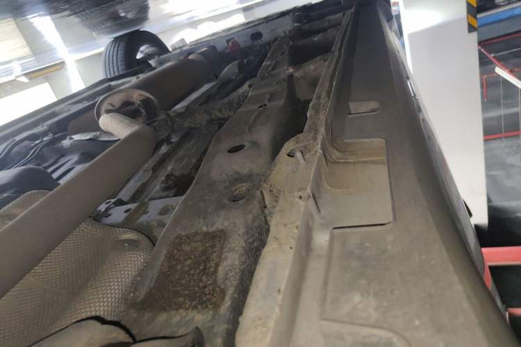 Used Geely Auto Jiajie 2023 Geely Jiaji L 1.5TD DCT Luxury Model Chassis Rear Left