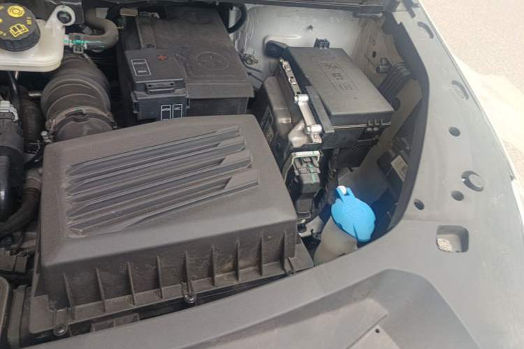 Used Geely Auto Jiajie 2023 Geely Jiaji L 1.5TD DCT Luxury Model Engine Bay Left