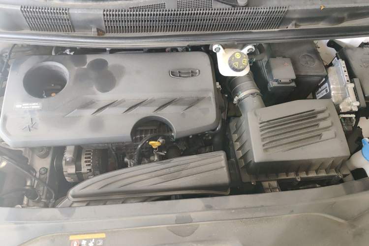 Used Geely Auto Jiajie 2023 Geely Jiaji L 1.5TD DCT Luxury Model Engine Bay
