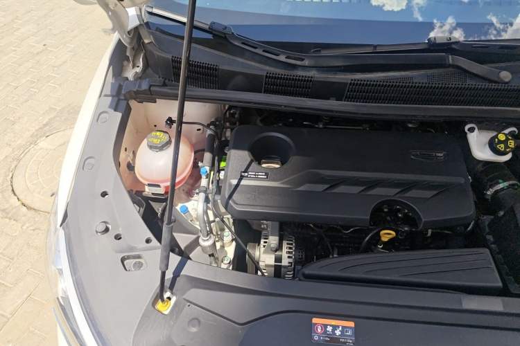 Used Geely Auto Jiajie 2023 Geely Jiaji L 1.5TD DCT Comfort Edition Engine Bay Right