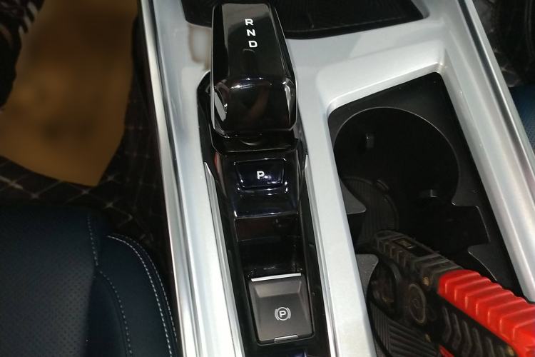 Used Geely Auto Jiajie 2023 Geely Jiaji L 1.5TD DCT Luxury Model Gear Lever