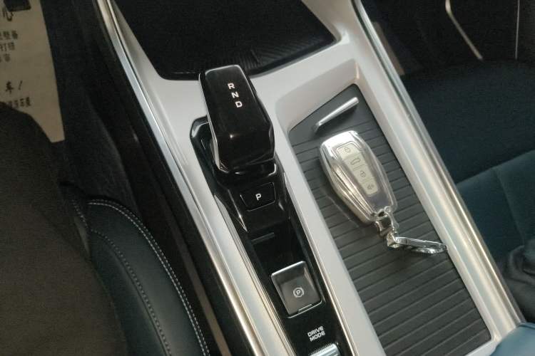 Used Geely Auto Jiajie 2023 Geely Jiaji L 1.5TD DCT Luxury Model Gear Lever