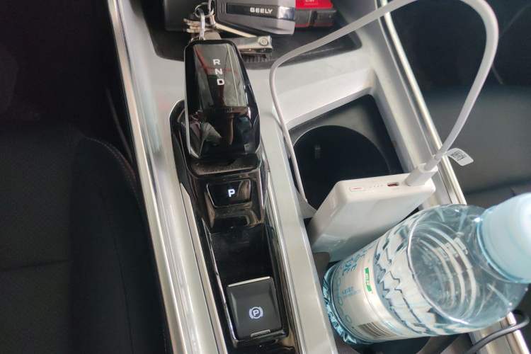 Used Geely Auto Jiajie 2023 Geely Jiaji L 1.5TD DCT Luxury Model Gear Lever