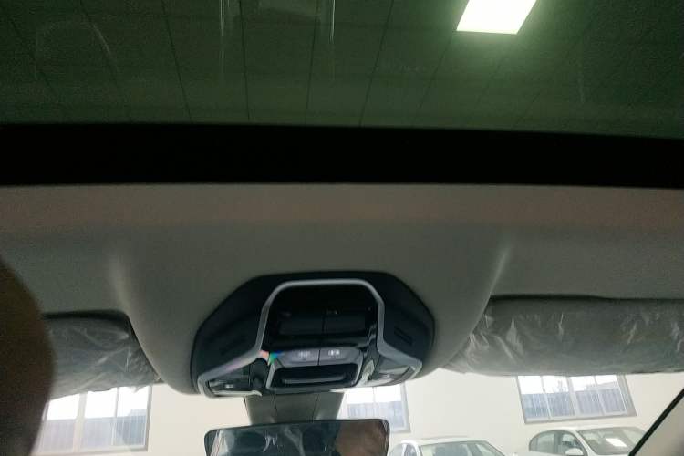 Used Geely Auto Jiajie 2023 Geely Jiaji L 1.5TD DCT Comfort Edition Headliner