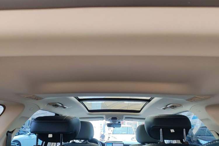 Used Geely Auto Jiajie 2023 Geely Jiaji L 1.5TD DCT Luxury Model Headliner