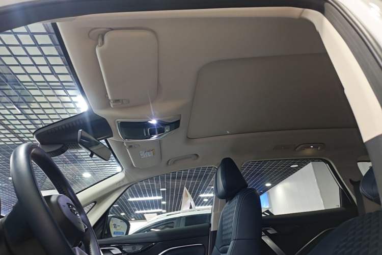 Used Geely Auto Jiajie 2023 Geely Jiaji L 1.5TD DCT Luxury Model Headliner