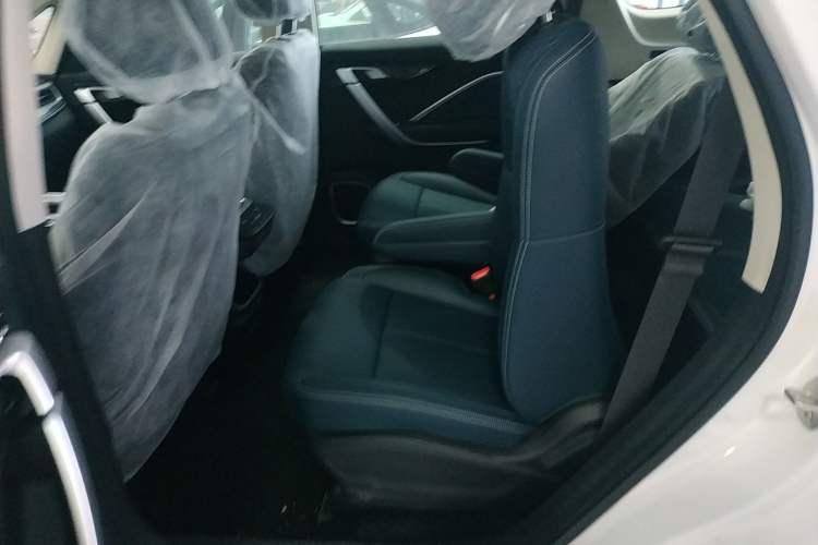 Used Geely Auto Jiajie 2023 Geely Jiaji L 1.5TD DCT Comfort Edition Interior 4