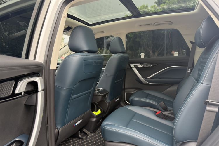 Used Geely Auto Jiajie 2023 Geely Jiaji L 1.5TD DCT Luxury Model Interior 4