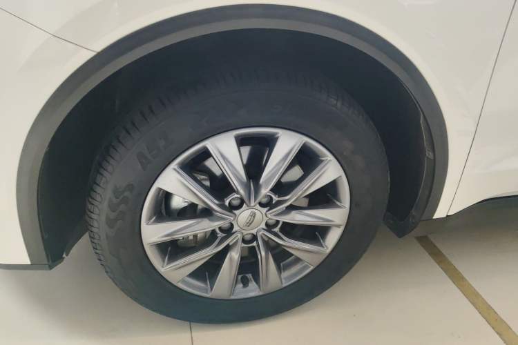 Used Geely Auto Jiajie 2023 Geely Jiaji L 1.5TD DCT Comfort Edition Left Front Wheel Hub