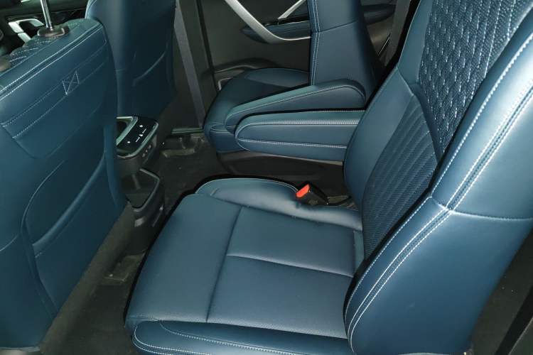 Used Geely Auto Jiajie 2023 Geely Jiaji L 1.5TD DCT Comfort Edition Left Rear Seat