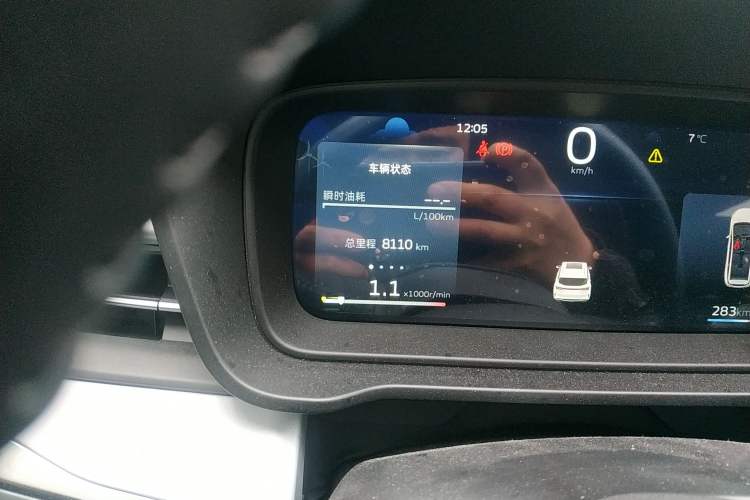 Used Geely Auto Jiajie 2023 Geely Jiaji L 1.5TD DCT Luxury Model Odometer Close Up