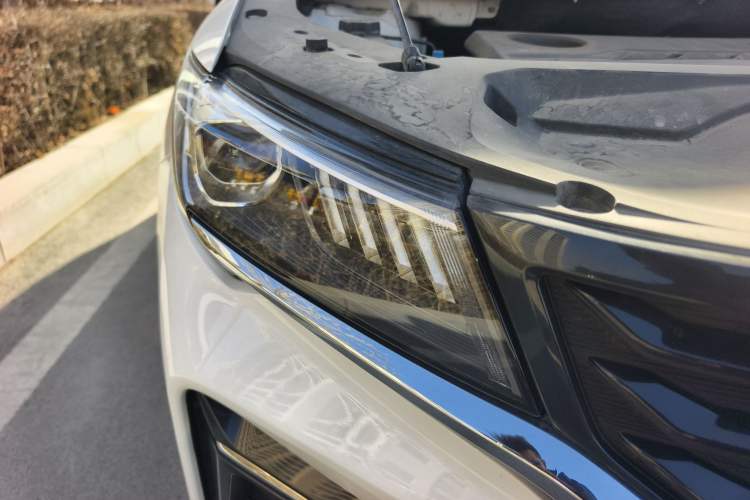 Used Geely Auto Jiajie 2023 Geely Jiaji L 1.5TD DCT Comfort Edition Right Front Headlight