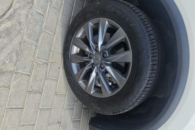 Used Geely Auto Jiajie 2023 Geely Jiaji L 1.5TD DCT Comfort Edition Right Front Wheel Hub
