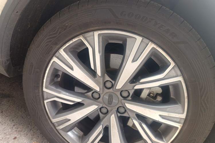 Used Geely Auto Jiajie 2023 Geely Jiaji L 1.5TD DCT Luxury Model Right Front Wheel Hub