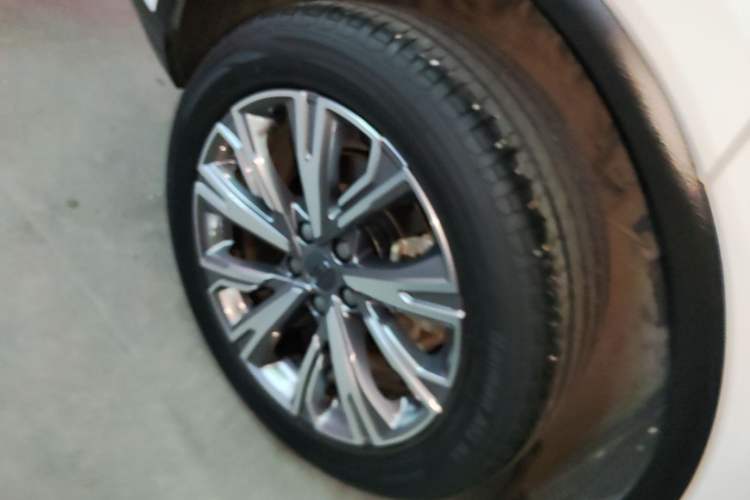 Used Geely Auto Jiajie 2023 Geely Jiaji L 1.5TD DCT Luxury Model Right Rear Wheel Hub