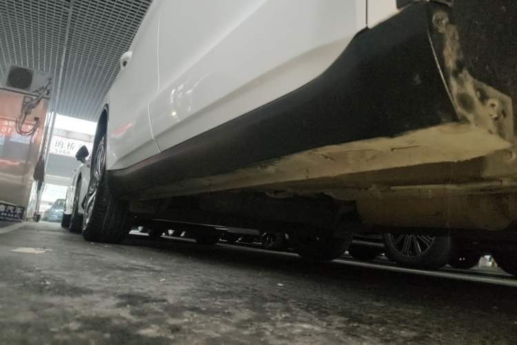 Used Geely Auto Jiajie 2023 Geely Jiaji L 1.5TD DCT Luxury Model Right Side Sill