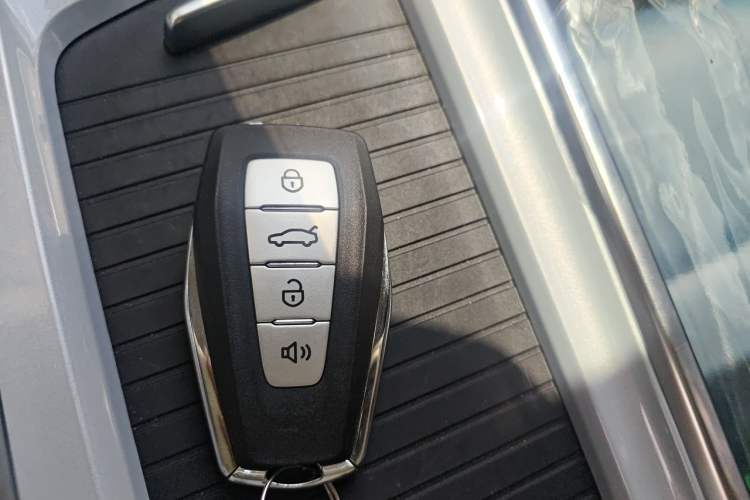 Used Geely Auto Jiajie 2023 Geely Jiaji L 1.5TD DCT Comfort Edition Vehicle Key