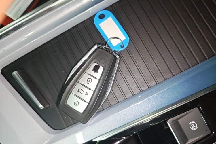 Used Geely Auto Jiajie 2023 Geely Jiaji L 1.5TD DCT Luxury Model Vehicle Key
