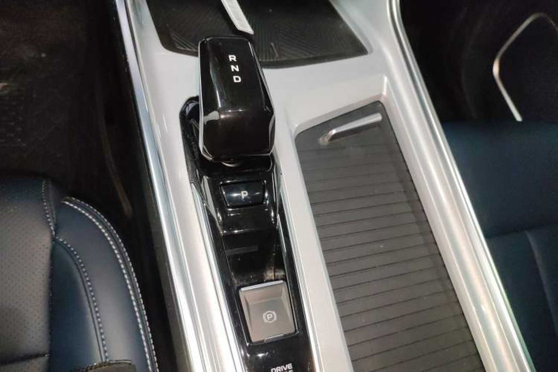 Used Geely Auto Jiajie 2025 1.5TD DCT Pengcheng Edition Gear Lever