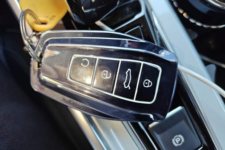 Used Geely Auto Jiajie 2025 1.5TD DCT Pengcheng Edition Gear Lever