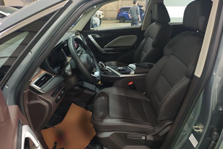 Used Geely Auto Jiajie 2025 1.5TD DCT Dragon Edition Left Front Seat