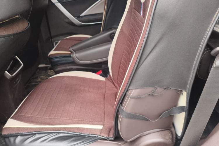 Used Geely Auto Jiajie 2025 1.5TD DCT Dragon Edition Left Rear Seat