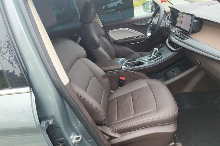 Used Geely Auto Jiajie 2025 1.5TD DCT Dragon Edition Right Front Seat