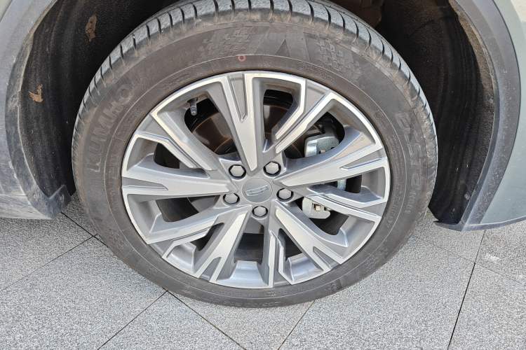 Used Geely Auto Jiajie 2025 1.5TD DCT Pengcheng Edition Right Front Wheel Hub