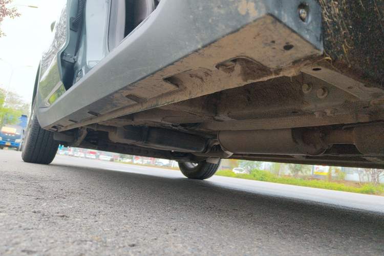 Used Geely Auto Jiajie 2025 1.5TD DCT Dragon Edition Right Side Sill