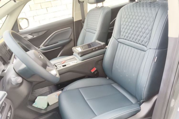 Used Geely Auto Jiajie 2025 1.5TD DCT Pengcheng Edition Interior 4