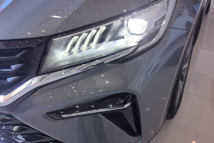 Used Geely Auto Jiajie 2025 1.5TD DCT Pengcheng Edition Left Front Headlight