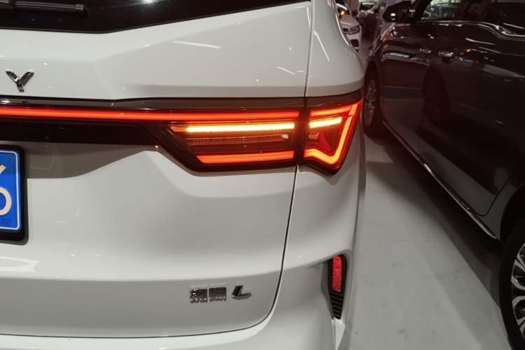 Used Geely Auto Jiajie 2025 1.5TD DCT Pengcheng Edition Exterior 1