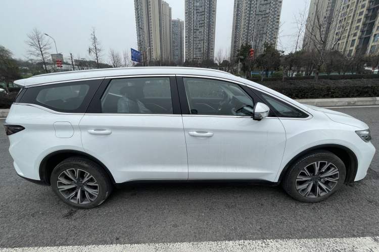Used Geely Auto Jiajie 2025 1.5TD DCT Pengcheng Edition Exterior 4