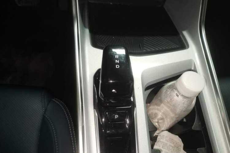 Used Geely Auto Jiajie 2025 1.5TD DCT Pengcheng Edition Gear Lever