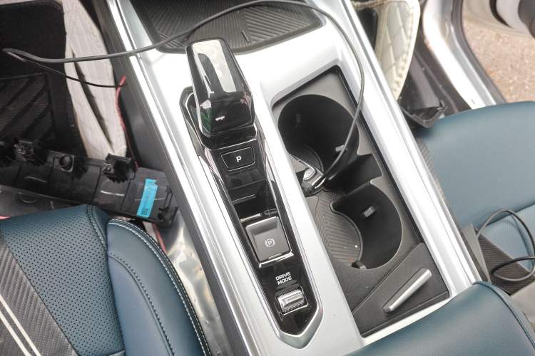 Used Geely Auto Jiajie 2025 1.5TD DCT Pengcheng Edition Gear Lever