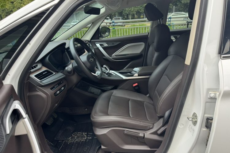 Used Geely Auto Jiajie 2025 1.5TD DCT Dragon Edition Interior 2