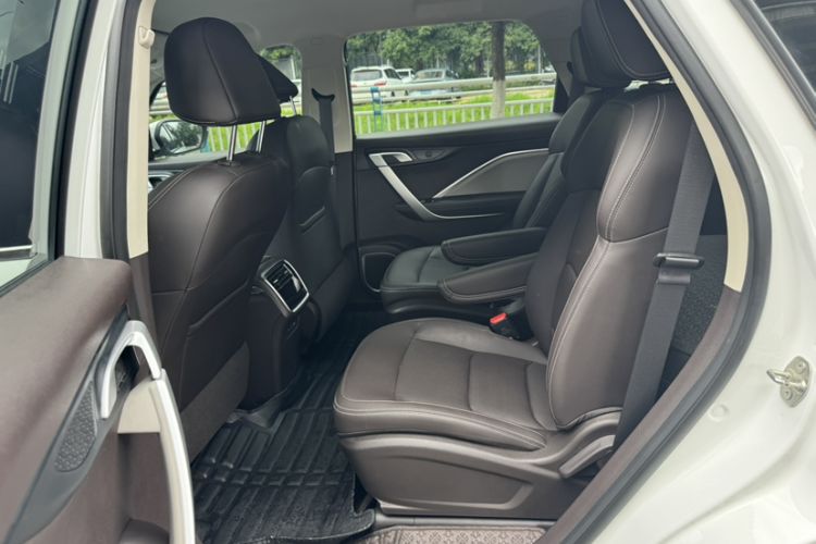 Used Geely Auto Jiajie 2025 1.5TD DCT Dragon Edition Interior 3