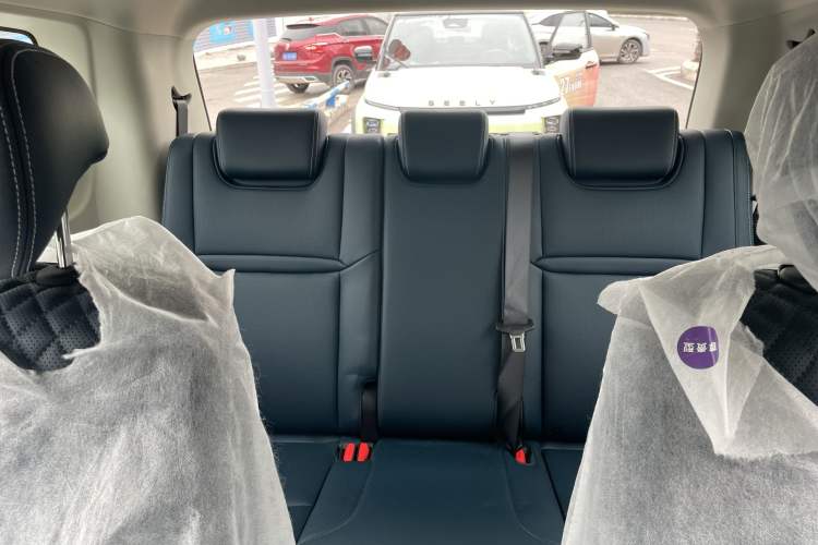 Used Geely Auto Jiajie 2025 1.5TD DCT Pengcheng Edition Interior 3