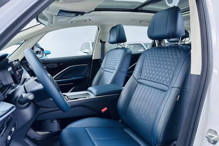 Used Geely Auto Jiajie 2025 1.5TD DCT Pengcheng Edition Interior 3