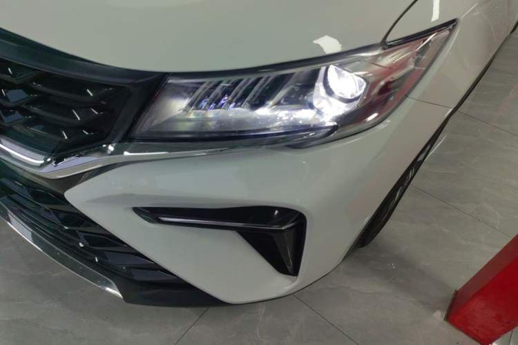 Used Geely Auto Jiajie 2025 1.5TD DCT Pengcheng Edition Left Front Headlight