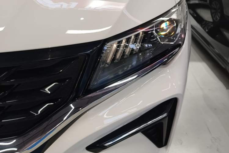 Used Geely Auto Jiajie 2025 1.5TD DCT Pengcheng Edition Left Front Headlight