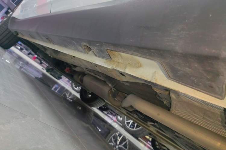 Used Geely Auto Jiajie 2025 1.5TD DCT Pengcheng Edition Left Side Sill