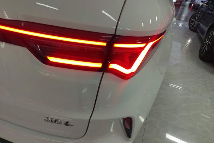 Used Geely Auto Jiajie 2025 1.5TD DCT Pengcheng Edition Right Rear Taillight