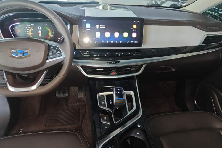 Used Geely Auto Jiajie New Energy 2019 1.5TD PHEV Deluxe Edition Audio And AC Panel