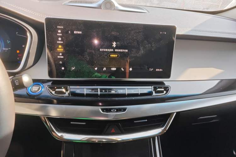 Used Geely Auto Jiajie New Energy 2019 1.5TD PHEV Premium Model Audio And AC Panel