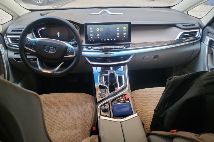Used Geely Auto Jiajie New Energy 2019 1.5TD PHEV Yaoxiang Edition Center Console