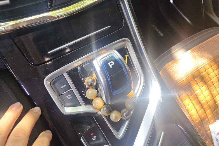 Used Geely Auto Jiajie New Energy 2019 1.5TD PHEV Deluxe Edition Gear Lever