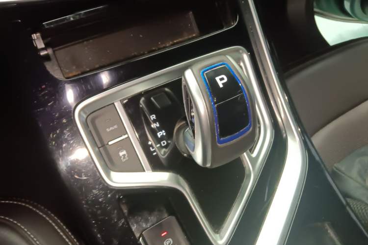 Used Geely Auto Jiajie New Energy 2019 1.5TD PHEV Premium Model Gear Lever