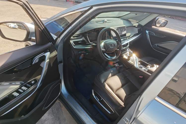 Used Geely Auto Jiajie New Energy 2019 1.5TD PHEV Premium Model Interior 3