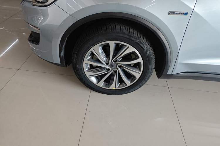 Used Geely Auto Jiajie New Energy 2019 1.5TD PHEV Deluxe Edition Left Front Wheel Hub